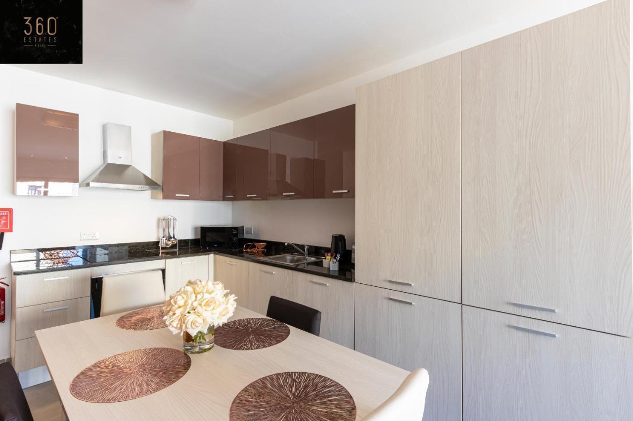 High-End Central Apt With Comfy Bed & Super Wifi By 360 Estates San Gwann Экстерьер фото