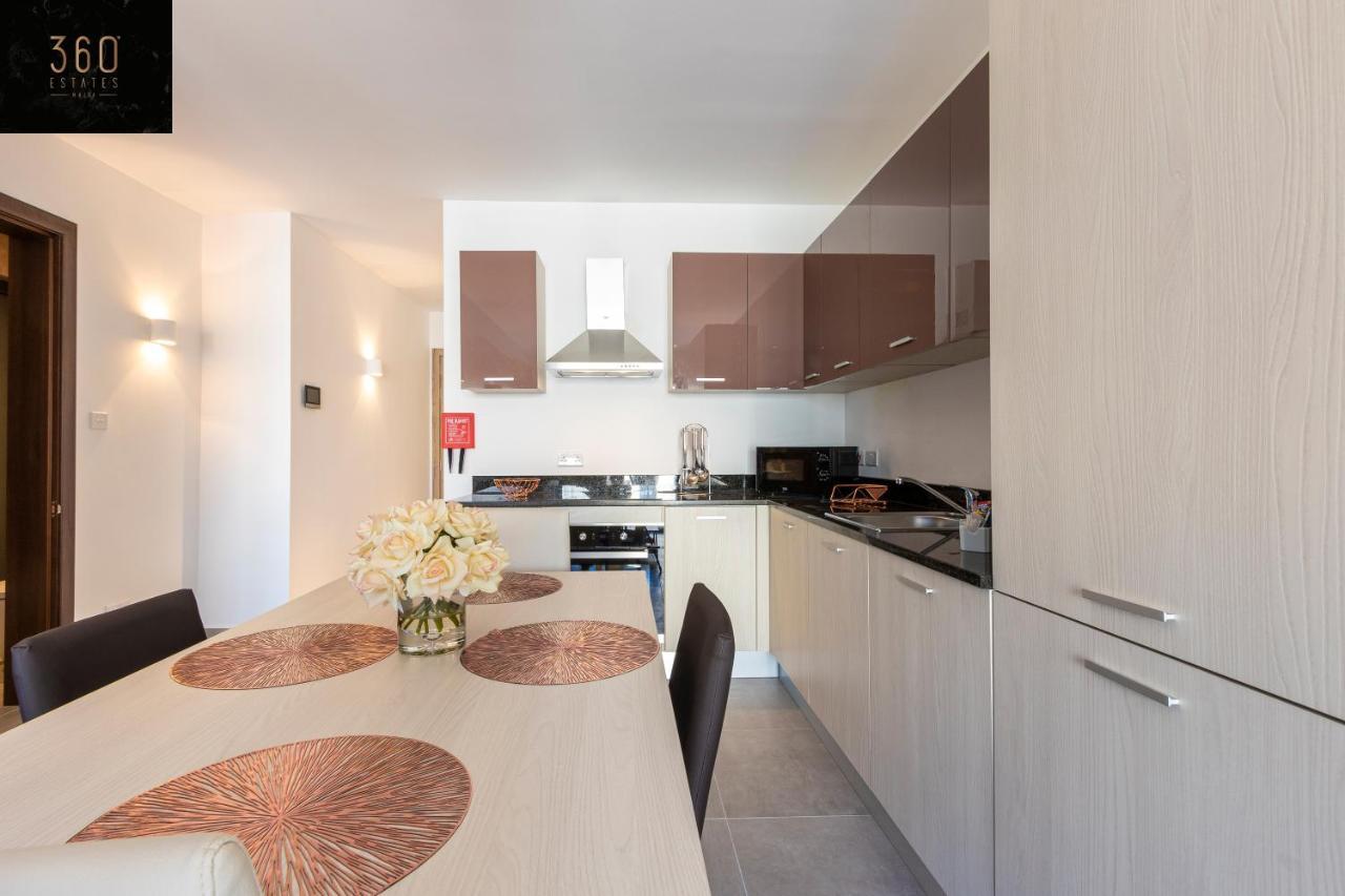 High-End Central Apt With Comfy Bed & Super Wifi By 360 Estates San Gwann Экстерьер фото